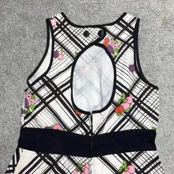 Berkleigh Juniors Vintage Dress Maxi Fit Flare Flower Open Back - Picture 7 of 9